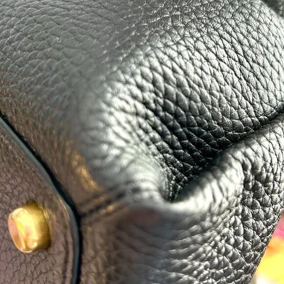 Coach Outlet Shay Crossbody in Black Pebbled Leather - Picture 11 of 14